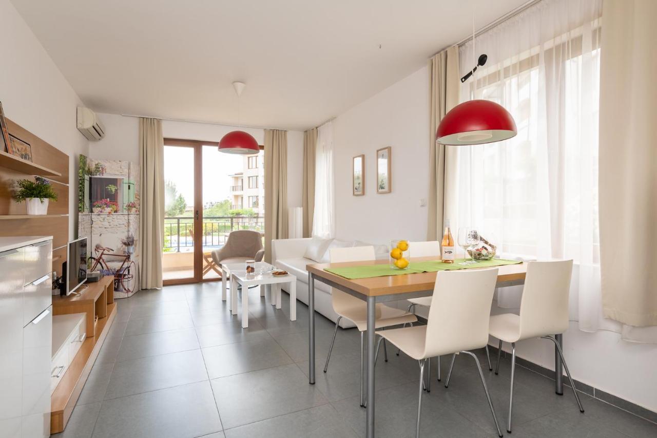 Созопол Парадайс Блу Апартаментс Apartment Luaran gambar